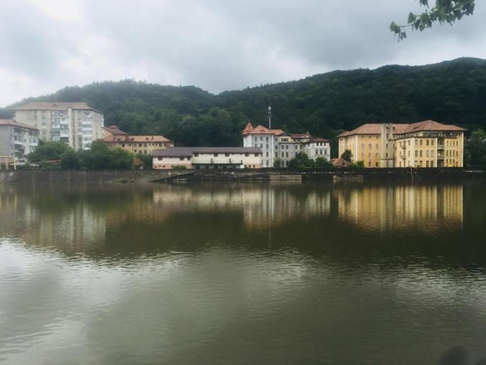Hotel Ostrov คาลิมาเนช ภายนอก รูปภาพ