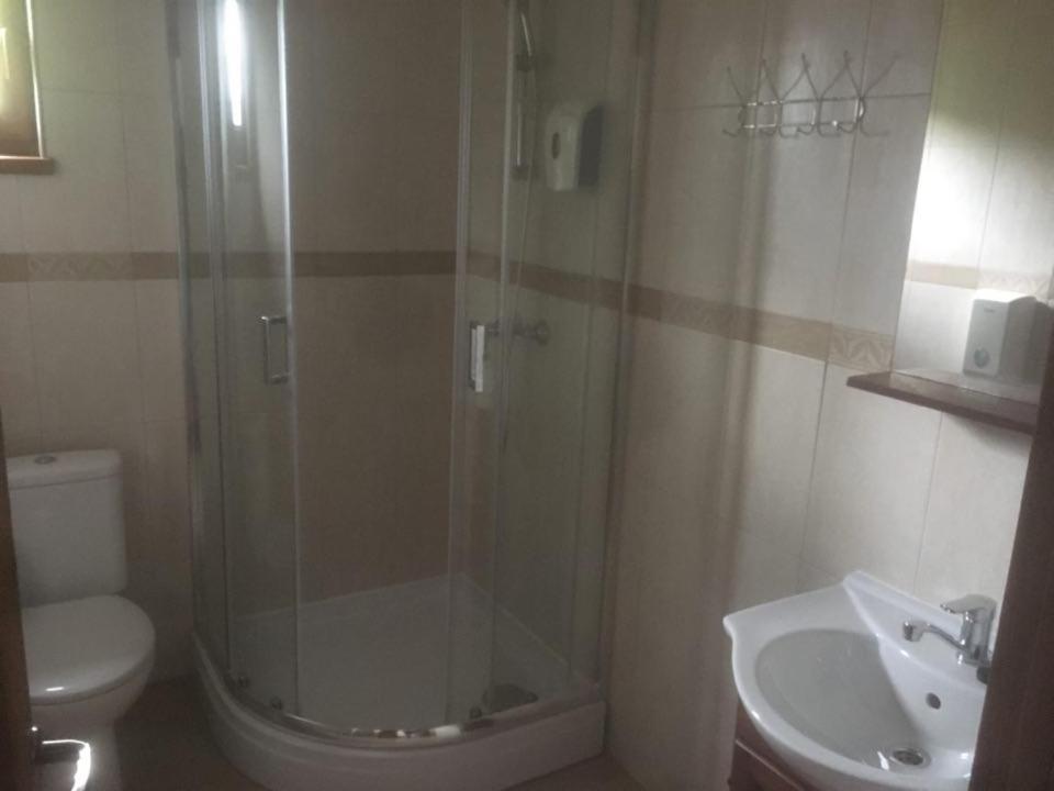 Hotel Ostrov คาลิมาเนช ภายนอก รูปภาพ